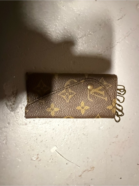 Louis Vuitton Handbags - Vintage Louis Vuitton Monogram 6-Key Holder Multicles